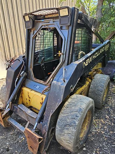 Used 1999 NEW HOLLAND LX885