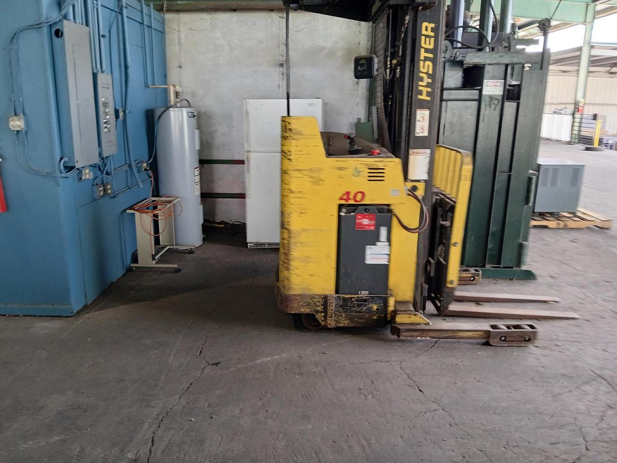 Used 2017 HYSTER 40-E30H5D3