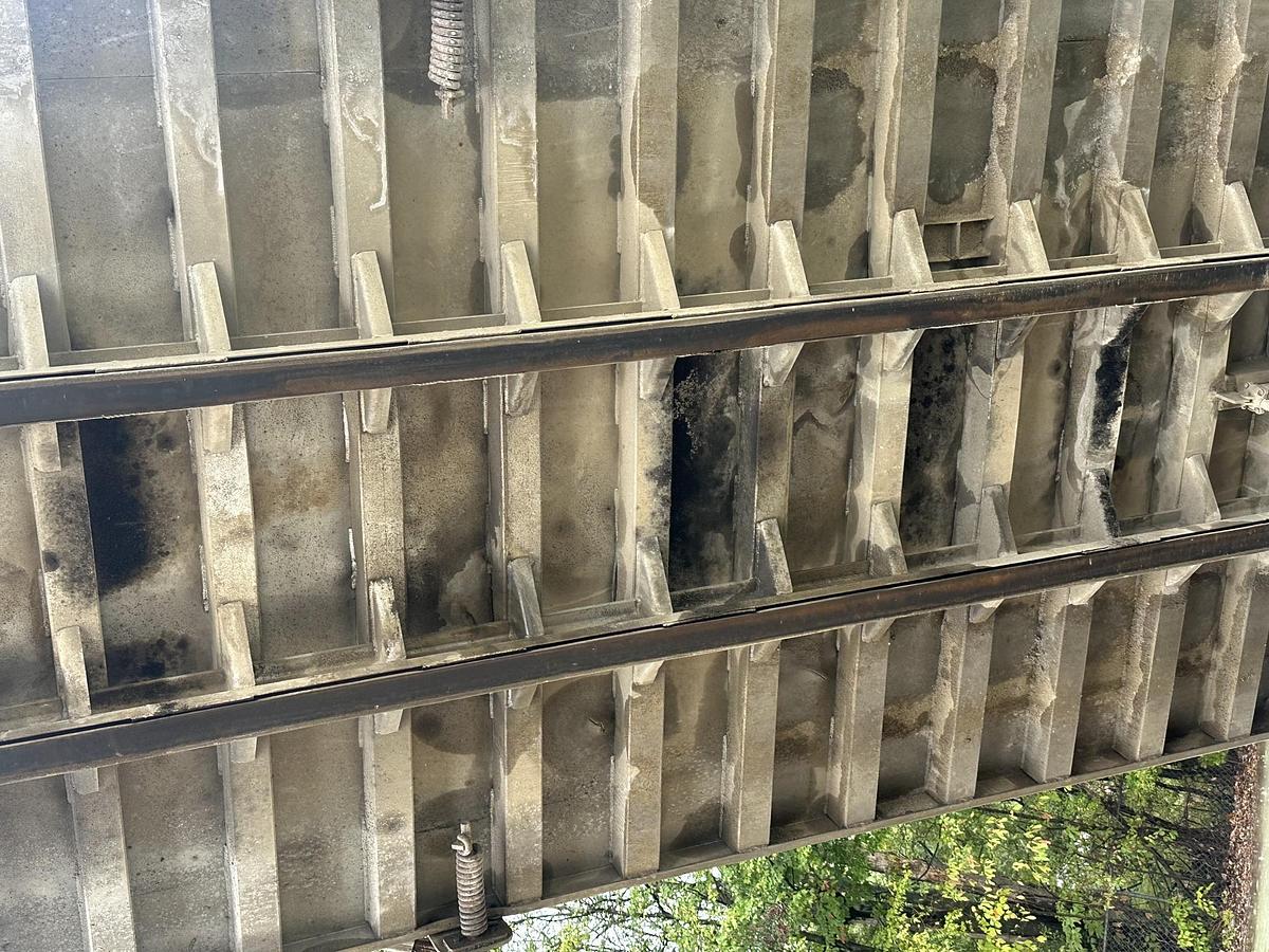 Used 1999 MACK CL713