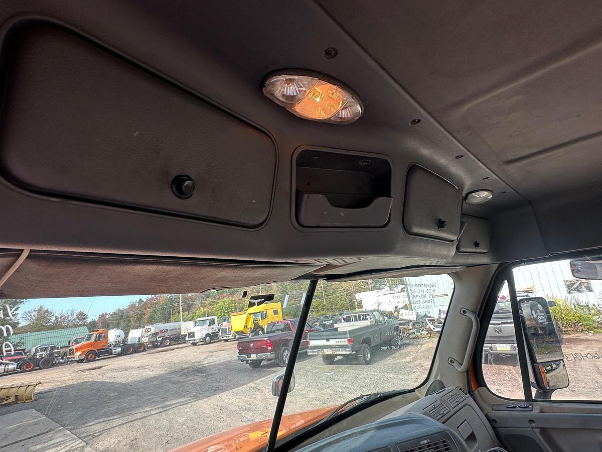 Used 2012 FREIGHTLINER Cascadia 125