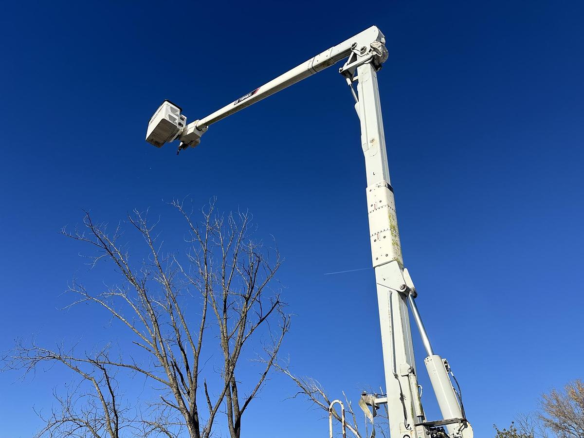 Used 2017 FREIGHTLINER M2 106