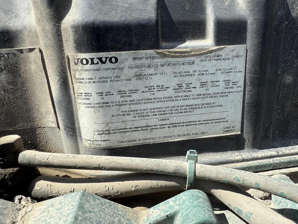 Used 2007 VOLVO VNM64T200