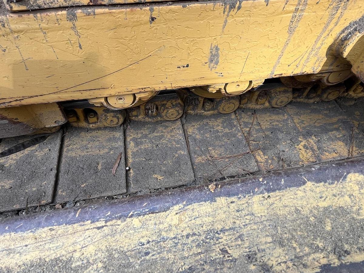 Used 1985 DEERE 750B