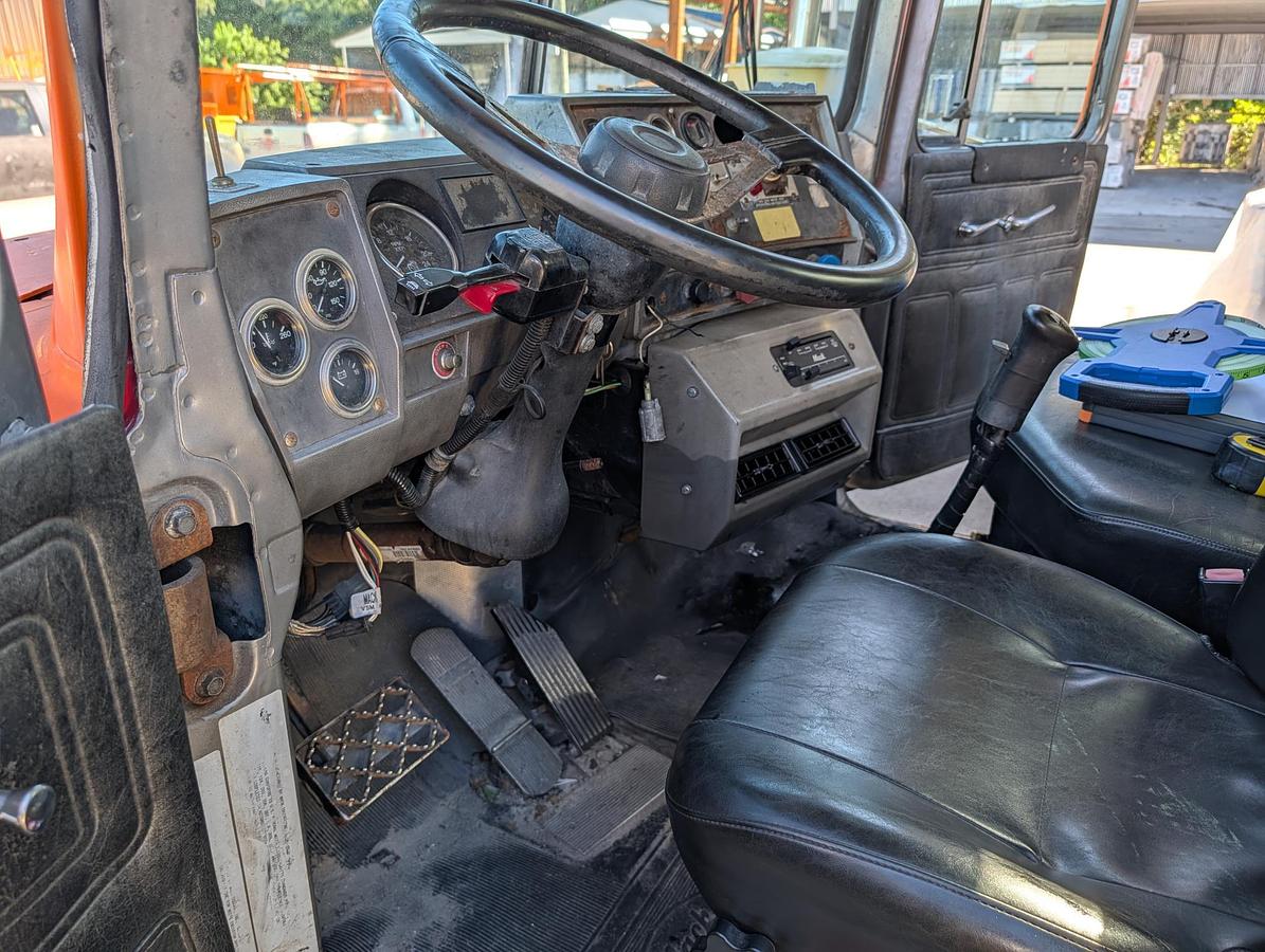 Used 2003 MACK RD688S