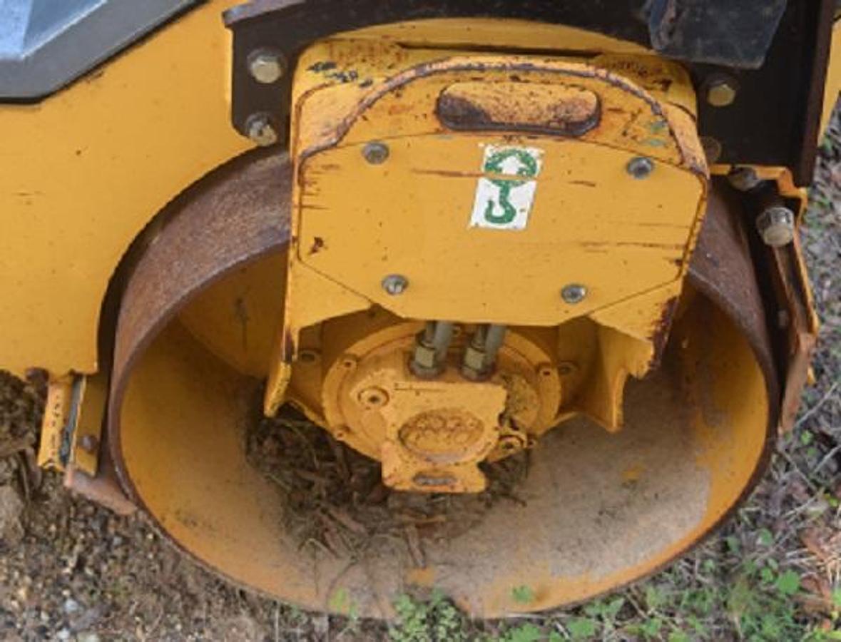 Used 2015 CATERPILLAR CB14B