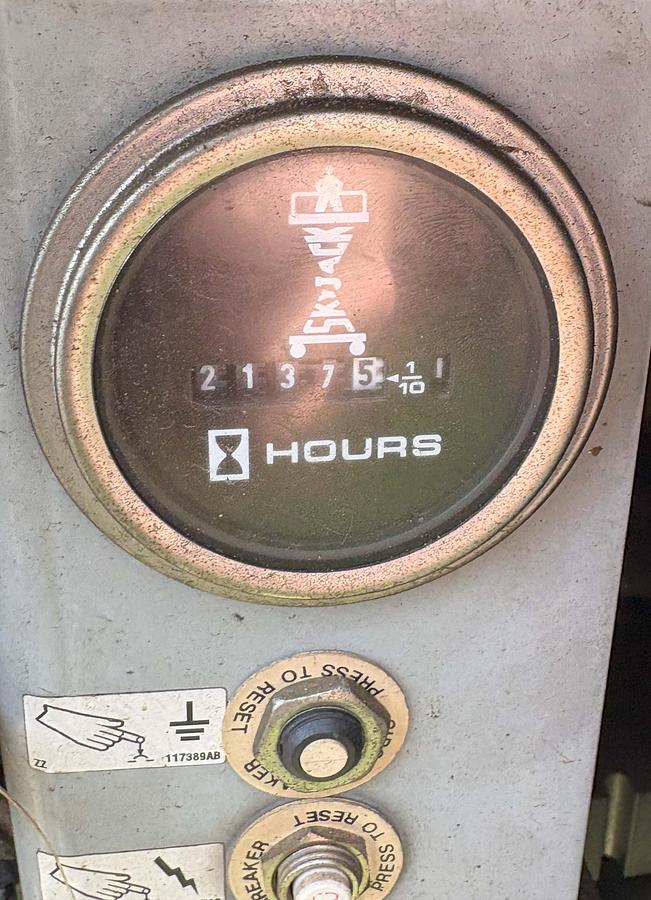 Used 0 SKYJACK SJ8243