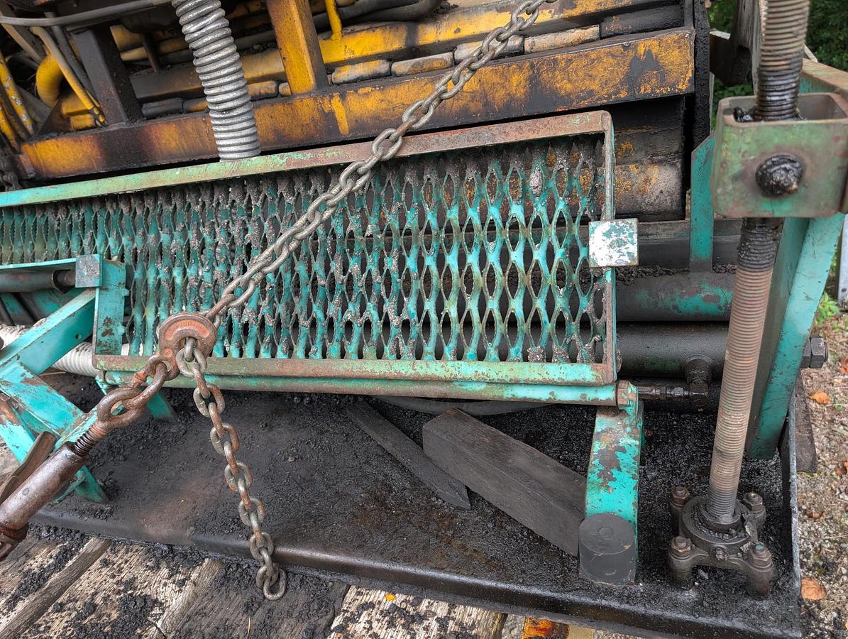 Used 2002 PUCKETT MFG 560