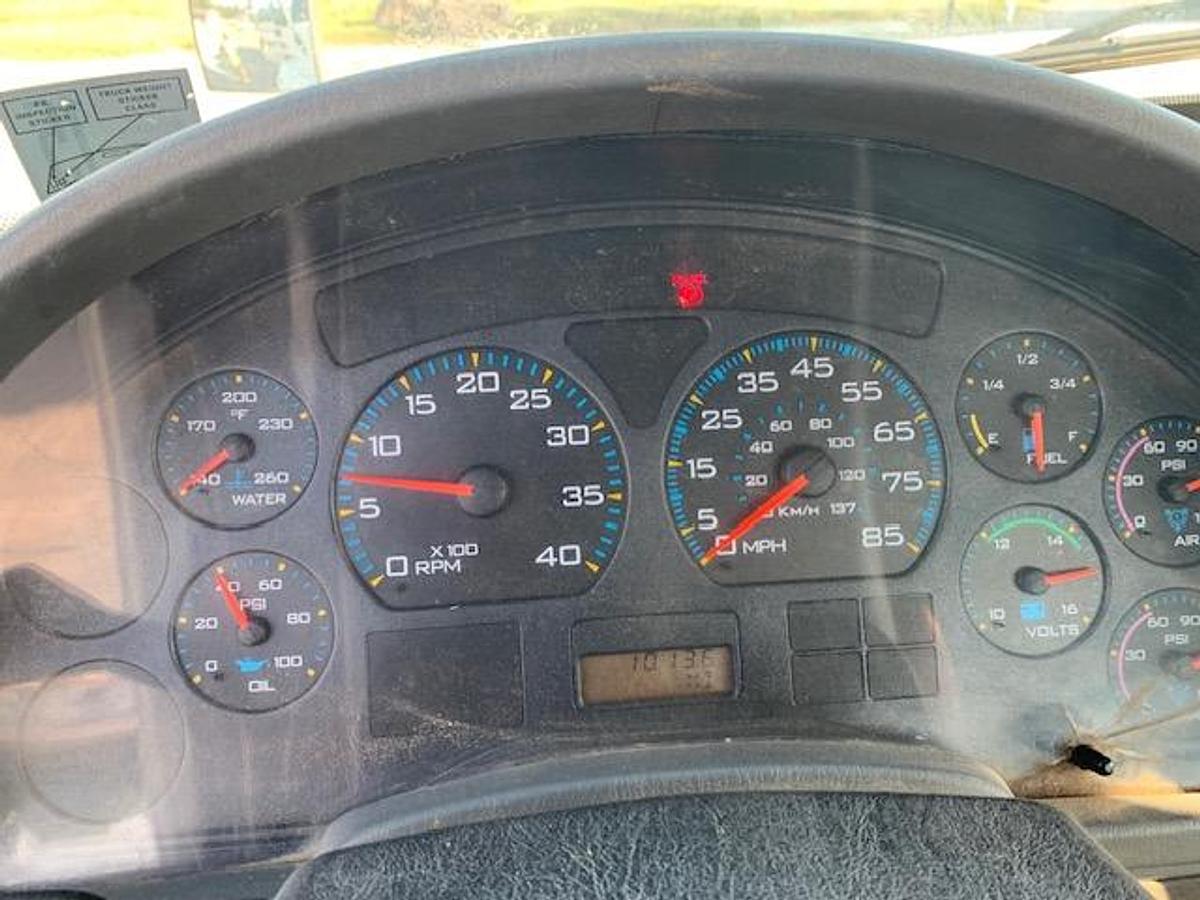 Used 2006 INTERNATIONAL 7600