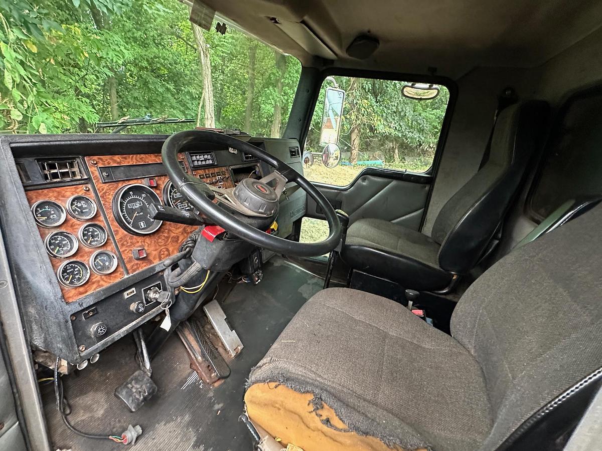 Used 2000 KENWORTH T300