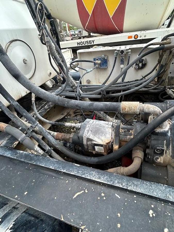 Used 2017 MACK GU713