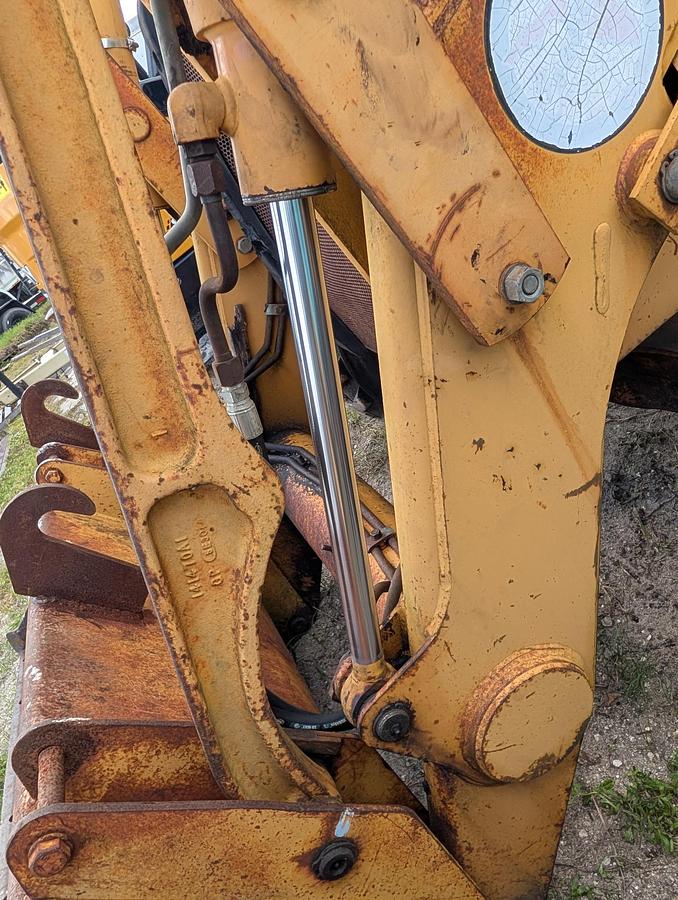 Used 1995 CASE 570LXT