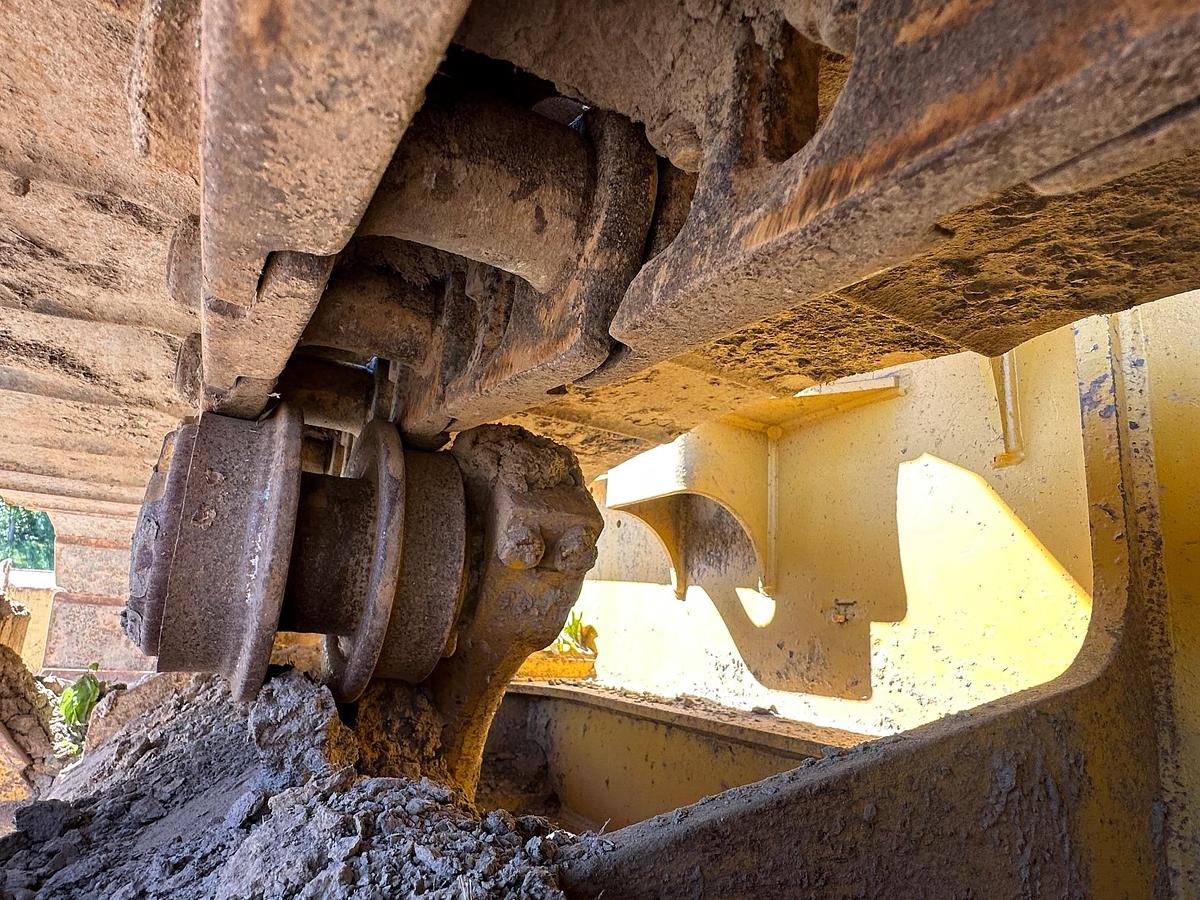 Used 2005 DEERE 650J LGP