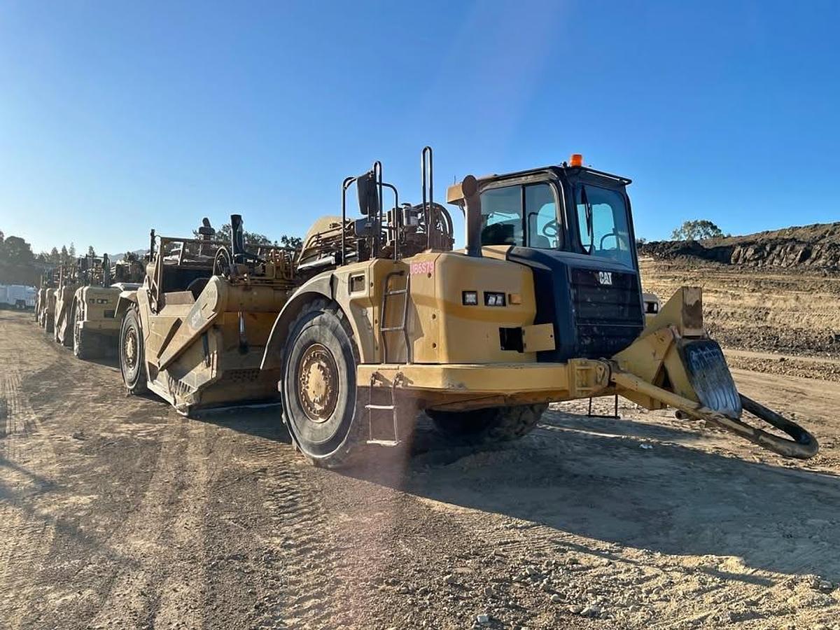 Used 2011 CATERPILLAR 627H