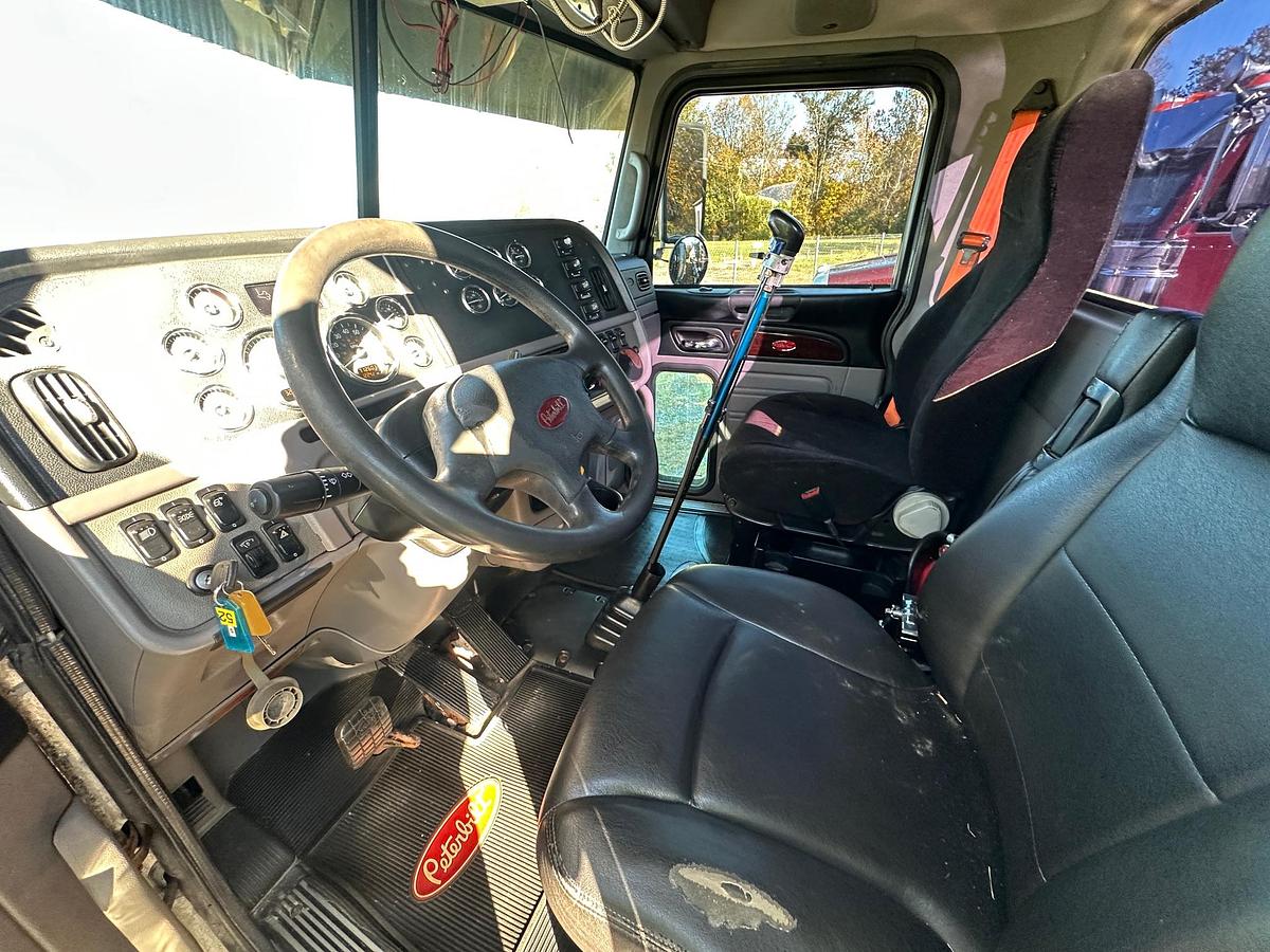Used 2016 PETERBILT 367