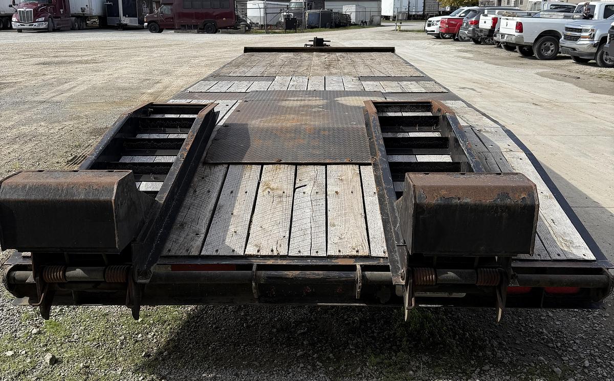 Used 2019 TRAIL KING 32' x 102