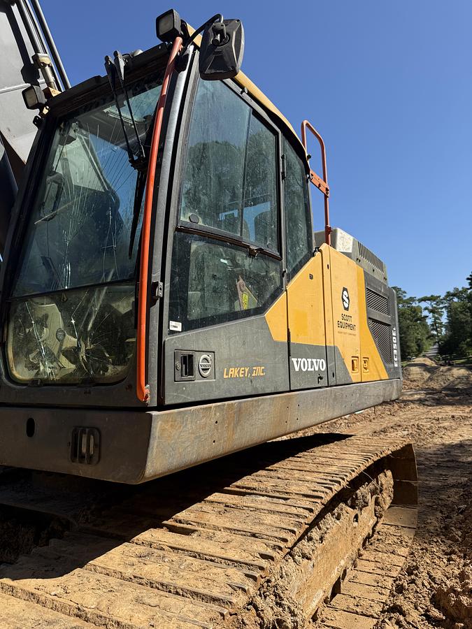 Used 2019 VOLVO EC350EL