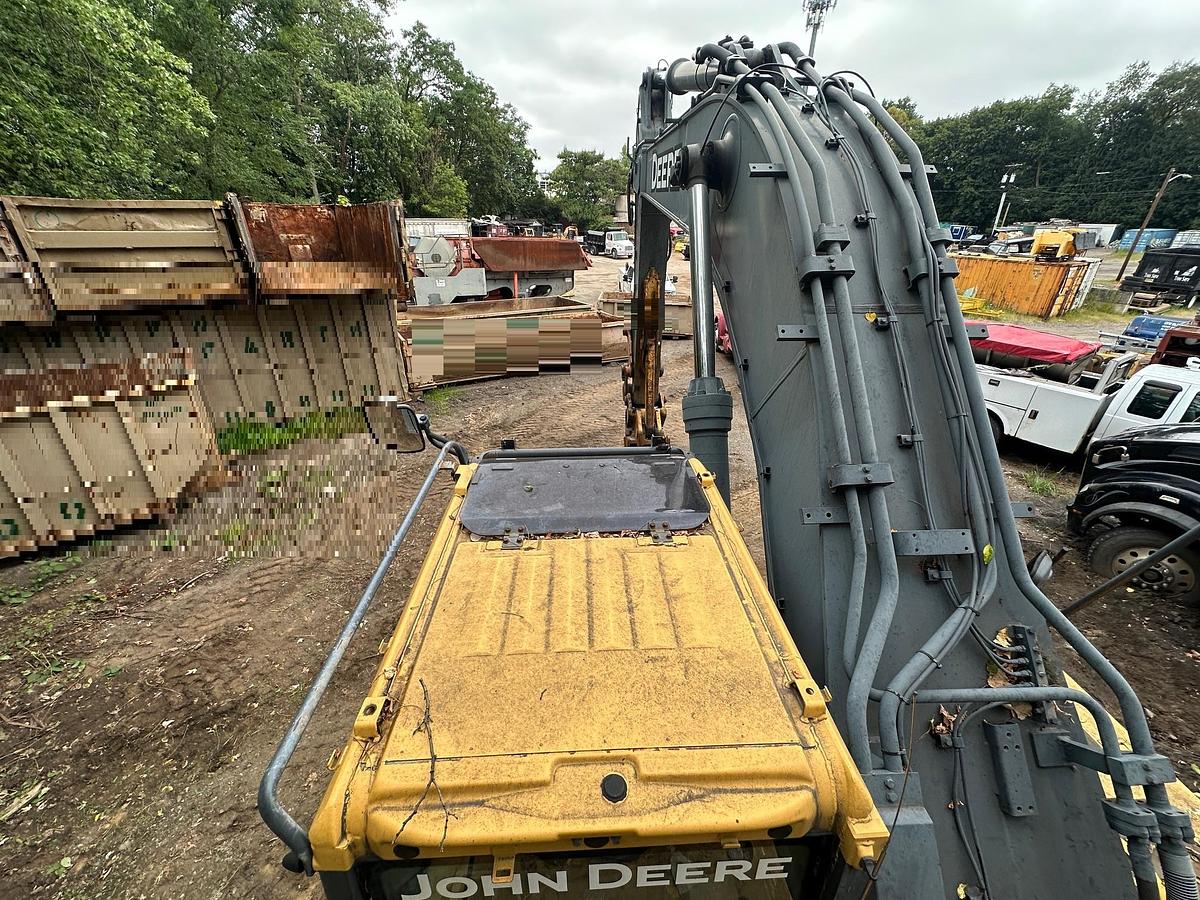 Used 2011 DEERE 450D LC