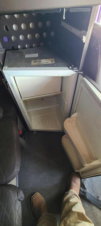 Used 2015 VOLVO VNL64T780