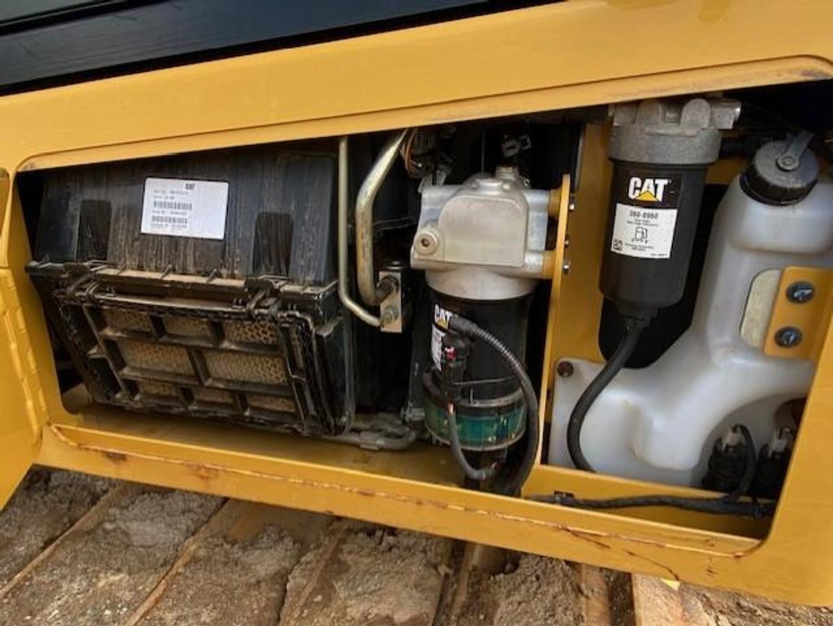 Used 2021 CATERPILLAR D3 LGP