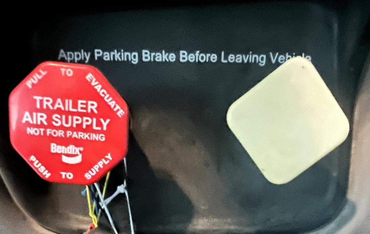 Used 2012 PETERBILT 388 Dump truck