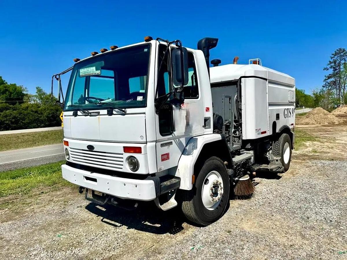 Used 2007 STERLING SC8000