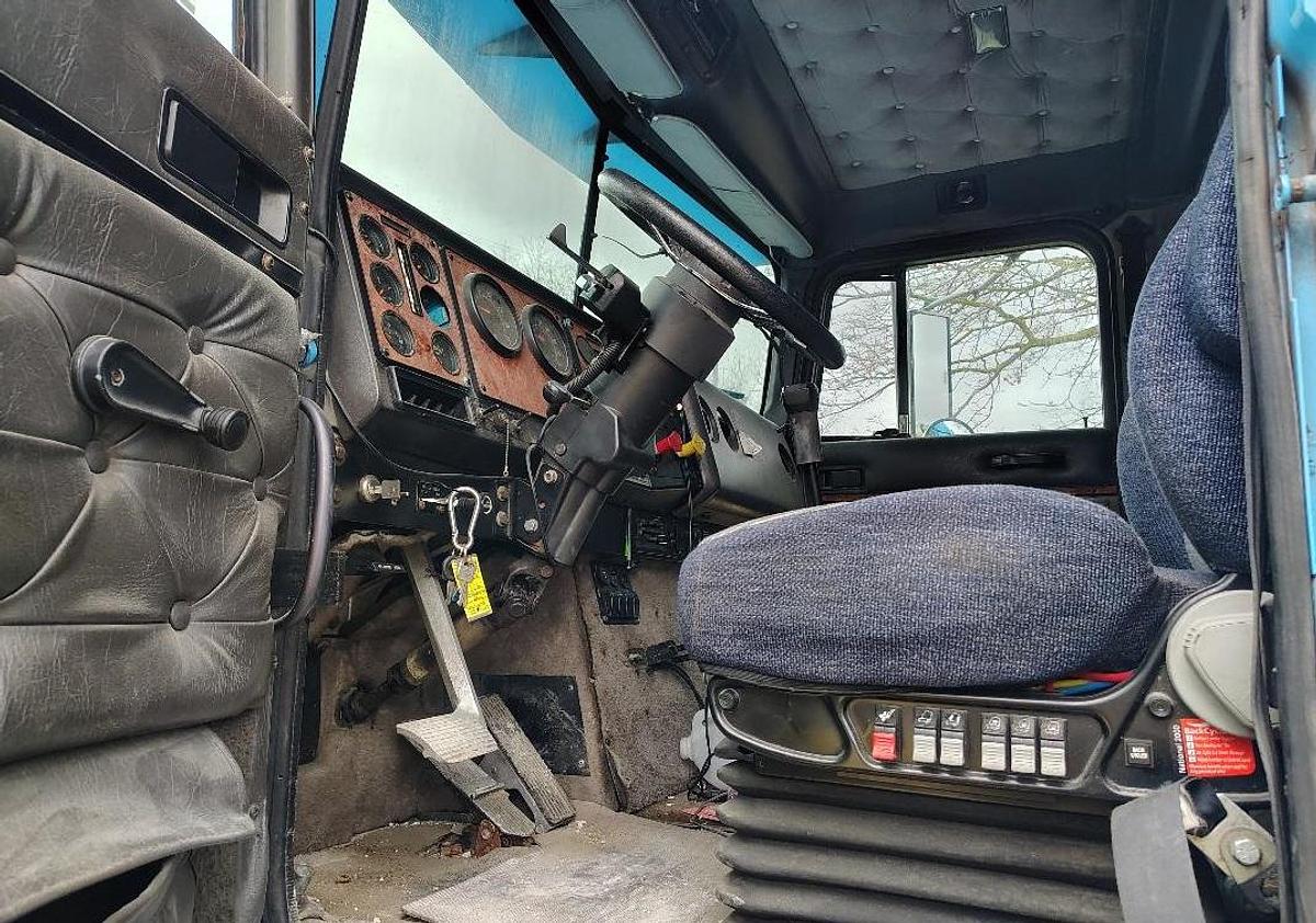 Used 1994 INTERNATIONAL 9200 6x4