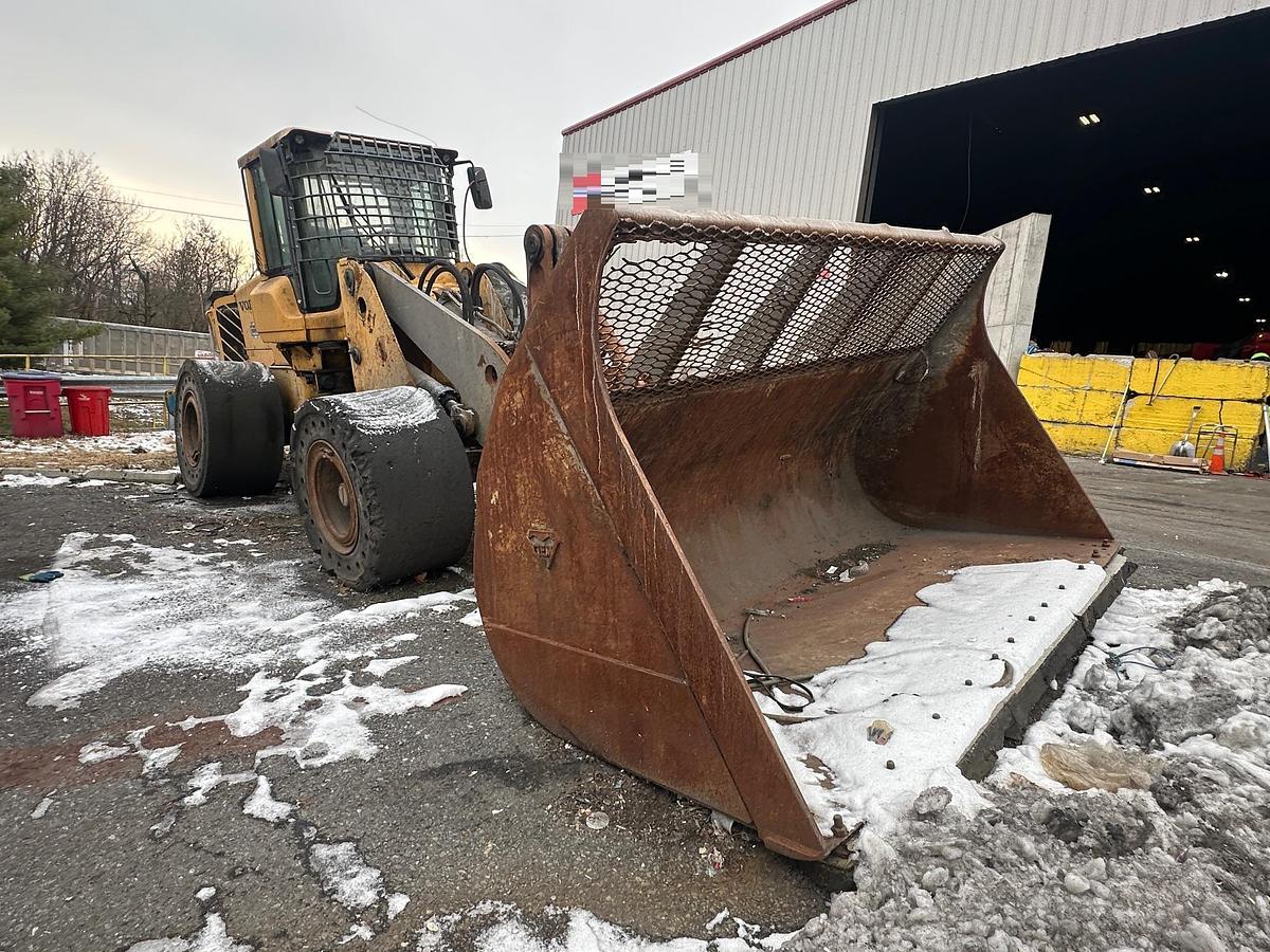 Used 2008 VOLVO L150F