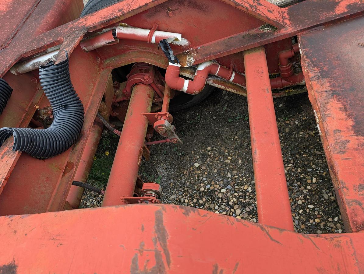 Used 1988 LANDOLL 38 FT