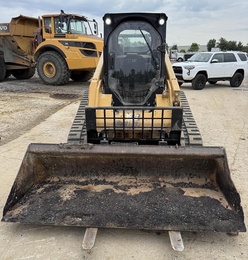 Used 2018 CATERPILLAR 299D2