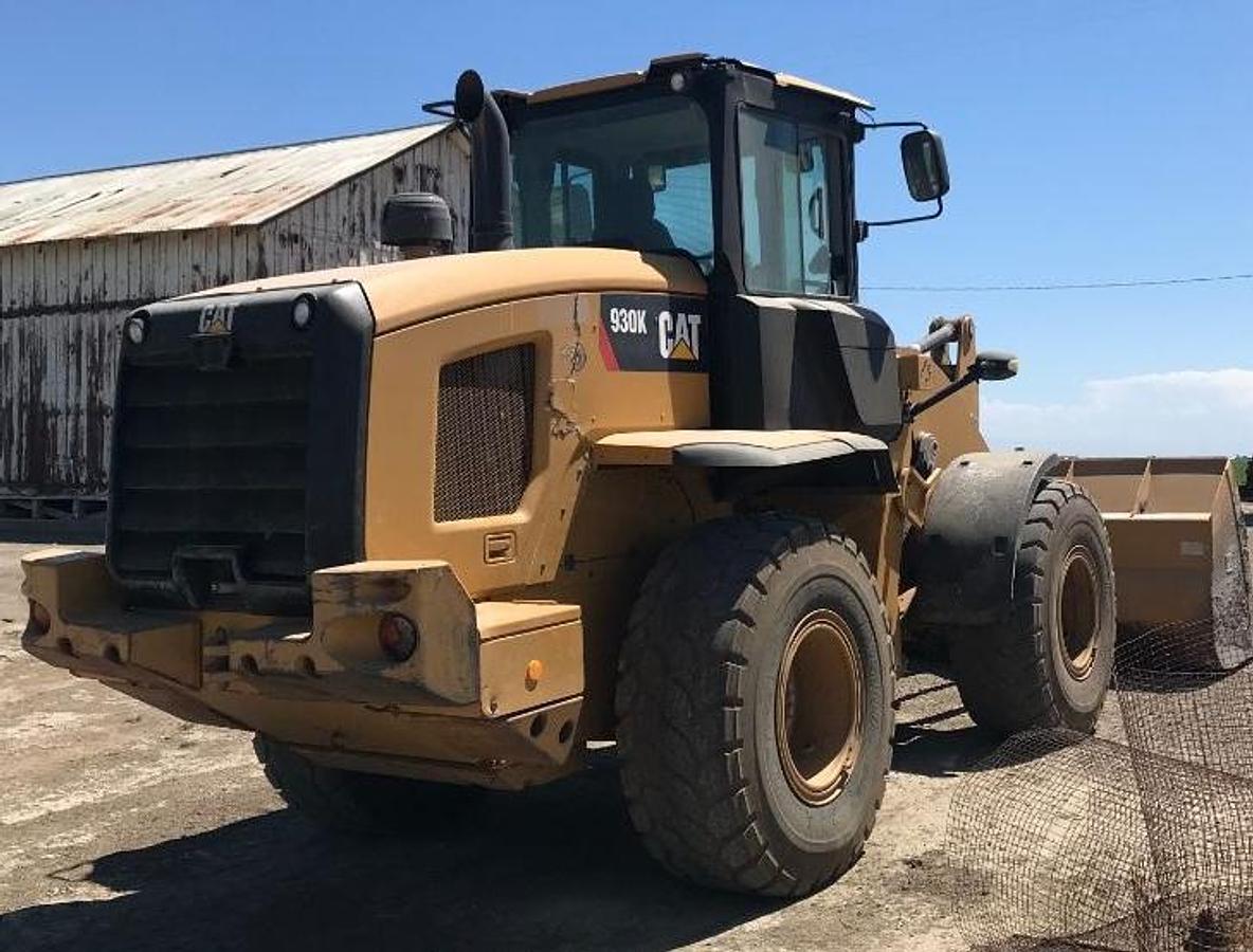 Used 2014 CATERPILLAR 930K