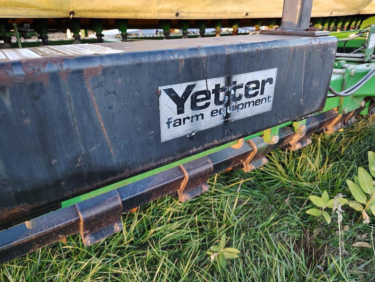 Used 1992 JOHN DEERE 750 Grain Drills