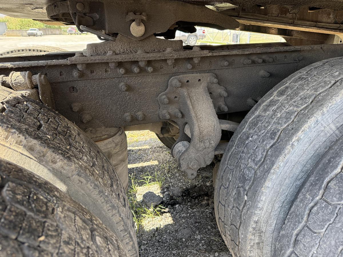 Used 2007 VOLVO VNM64T200