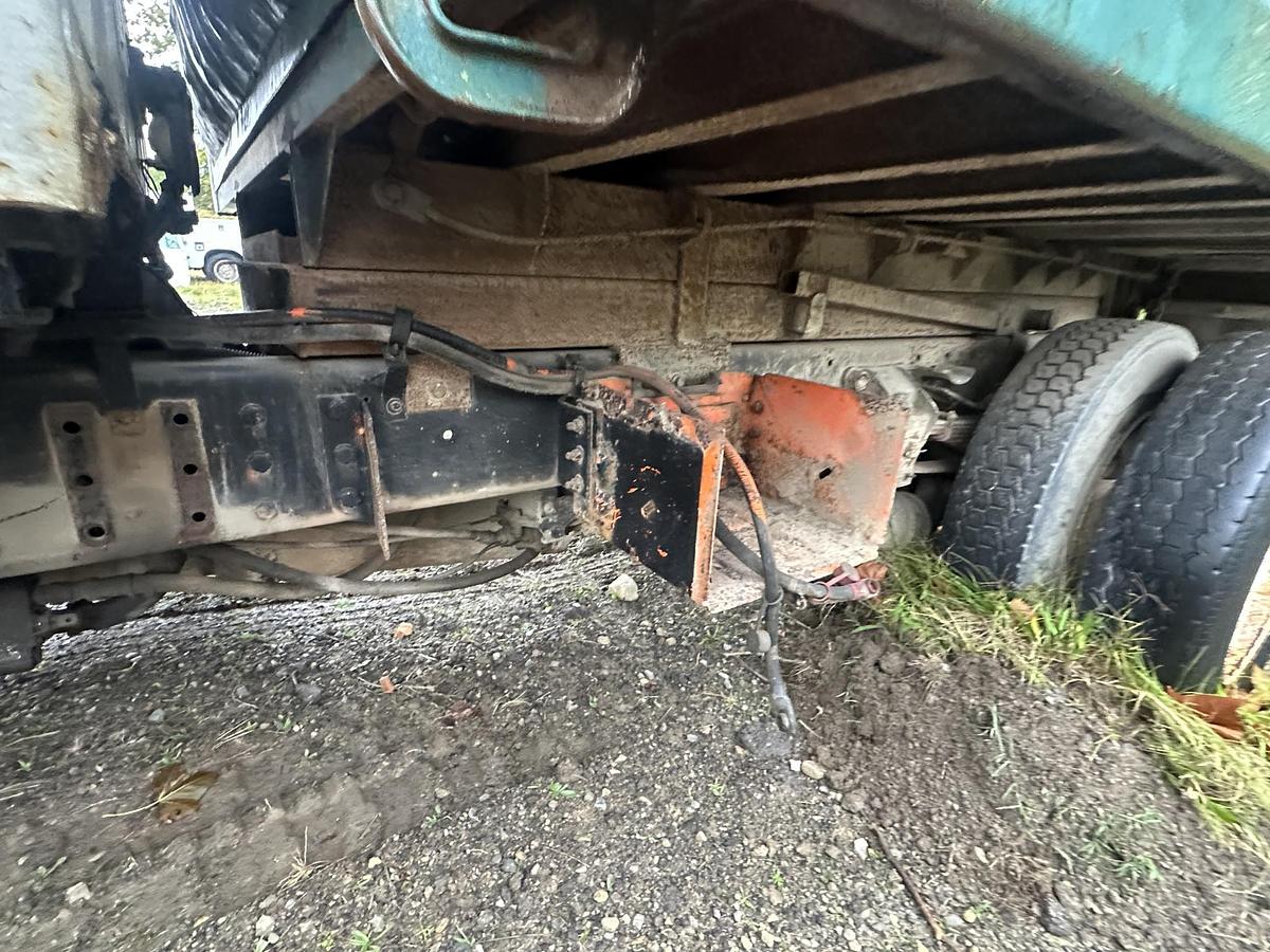 Used 1995 FORD L8000