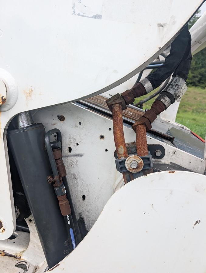 Used 2023 BOBCAT S740