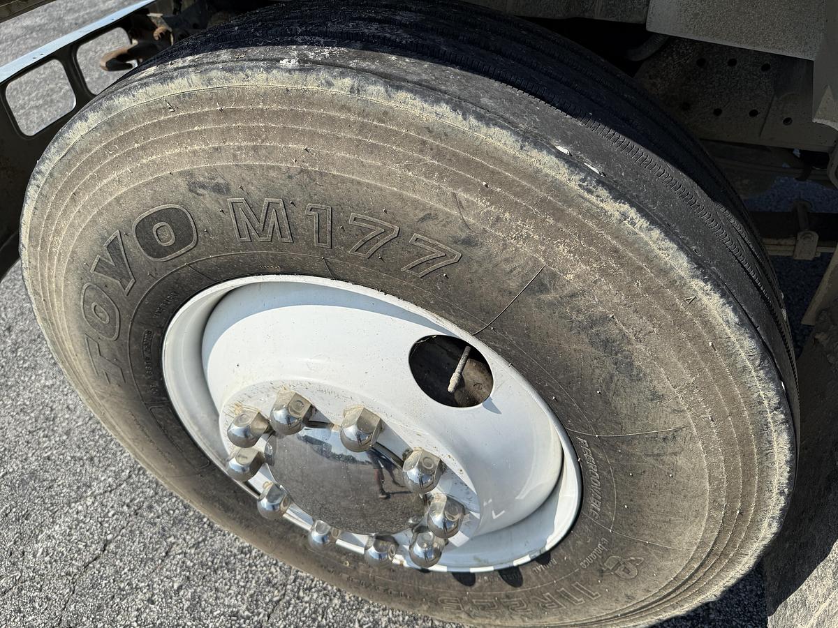 Used 1995 INTERNATIONAL 4900