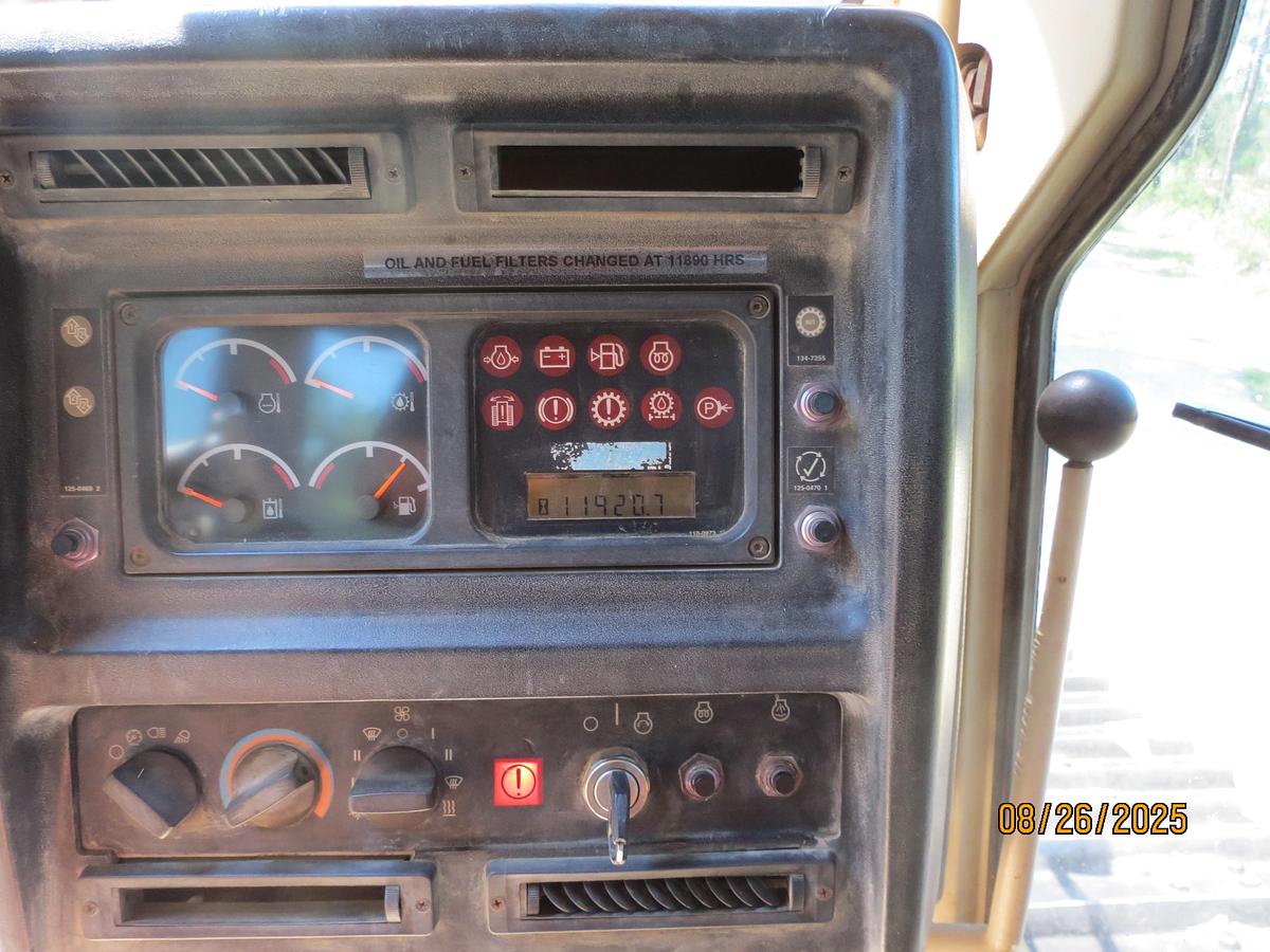 Used 1998 CATERPILLAR  D6M LGP