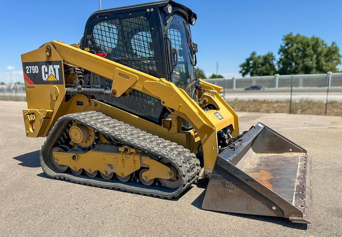 Used 2019 CATERPILLAR 279D