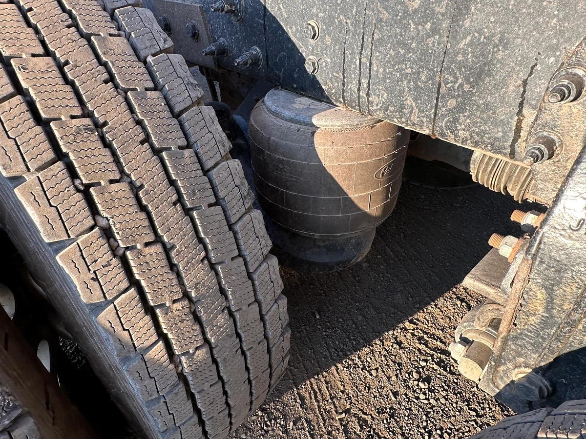 Used 2019 PETERBILT 389L