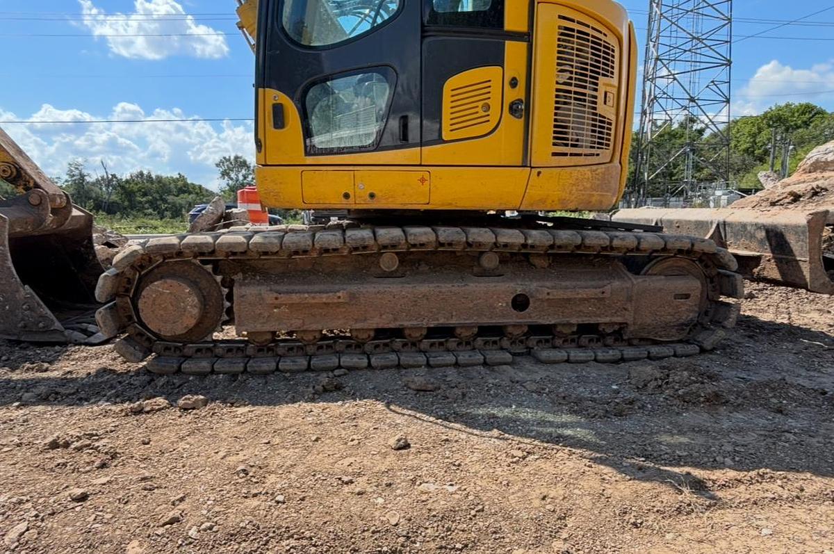 Used 2022 KOMATSU PC138USLC-11