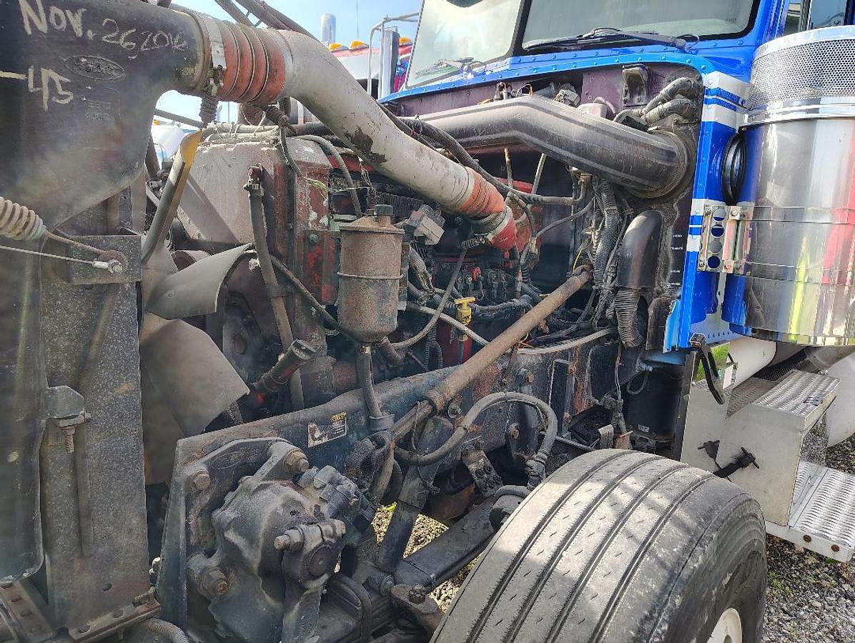 Used 2002 PETERBILT 379