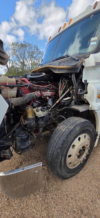 Used 2012 FREIGHTLINER Cascadia