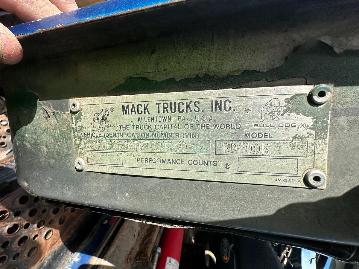 Used 1989 MACK RD600K