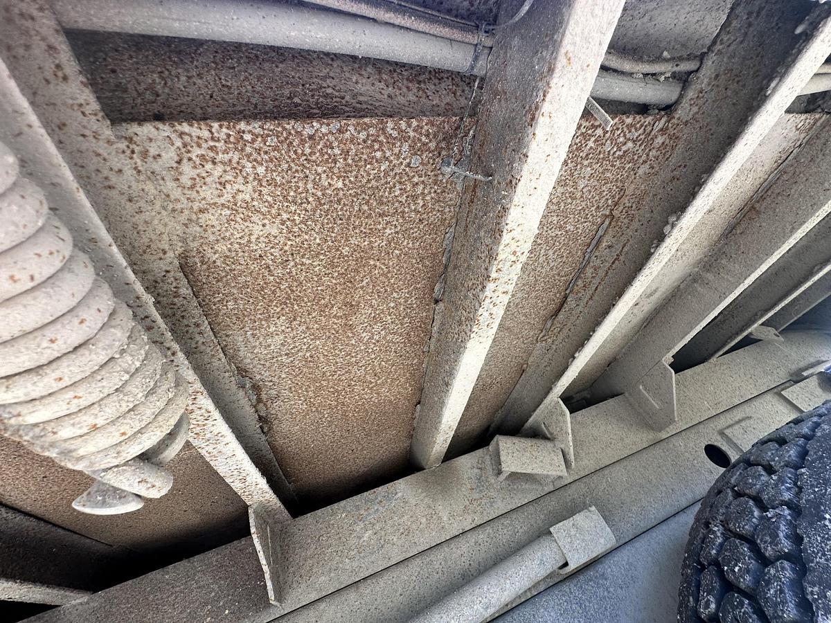 Used 2007 FREIGHTLINER M2 106