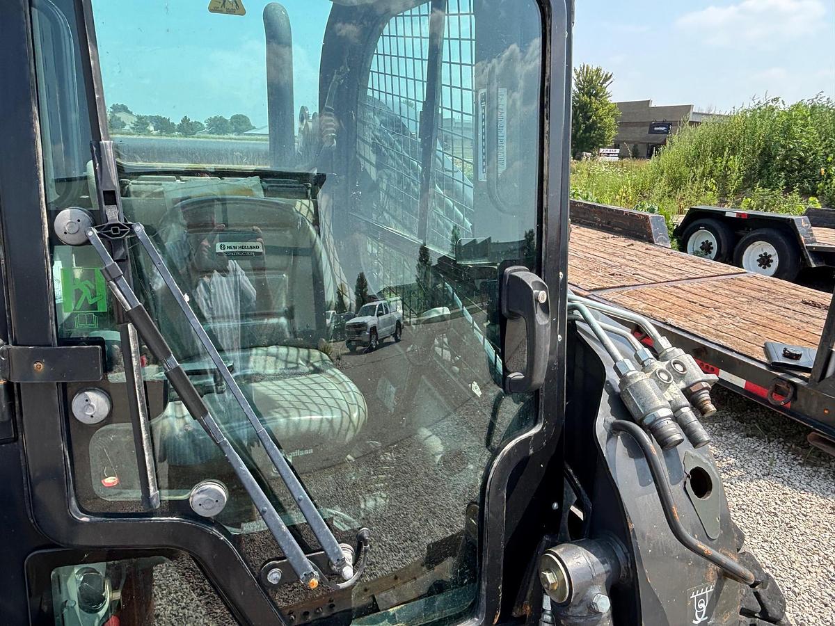 Used 2018 NEW HOLLAND L228