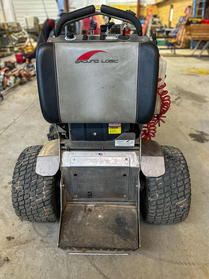 Used 2018 FERRIS MOWERS Spreader/Sprayer