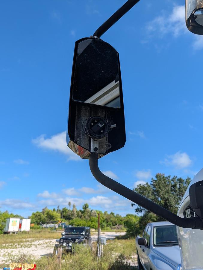 Used 2015 CATERPILLAR CT660 S