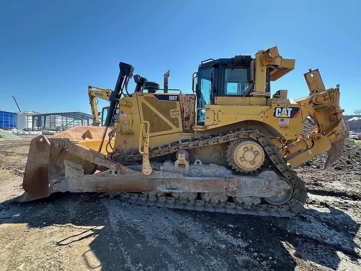 Used 2014 CATERPILLAR D8T