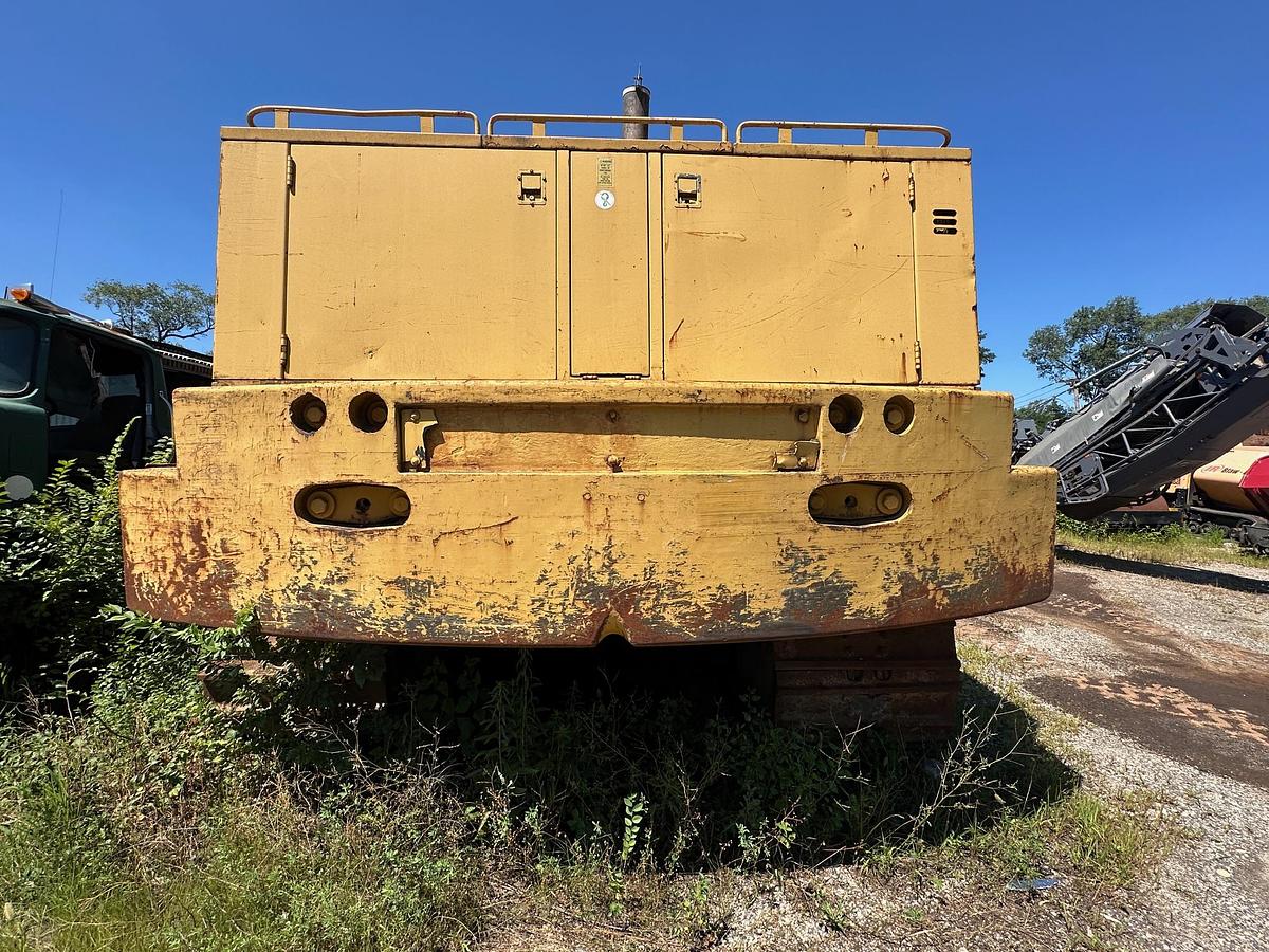 Used 1983 CATERPILLAR 245