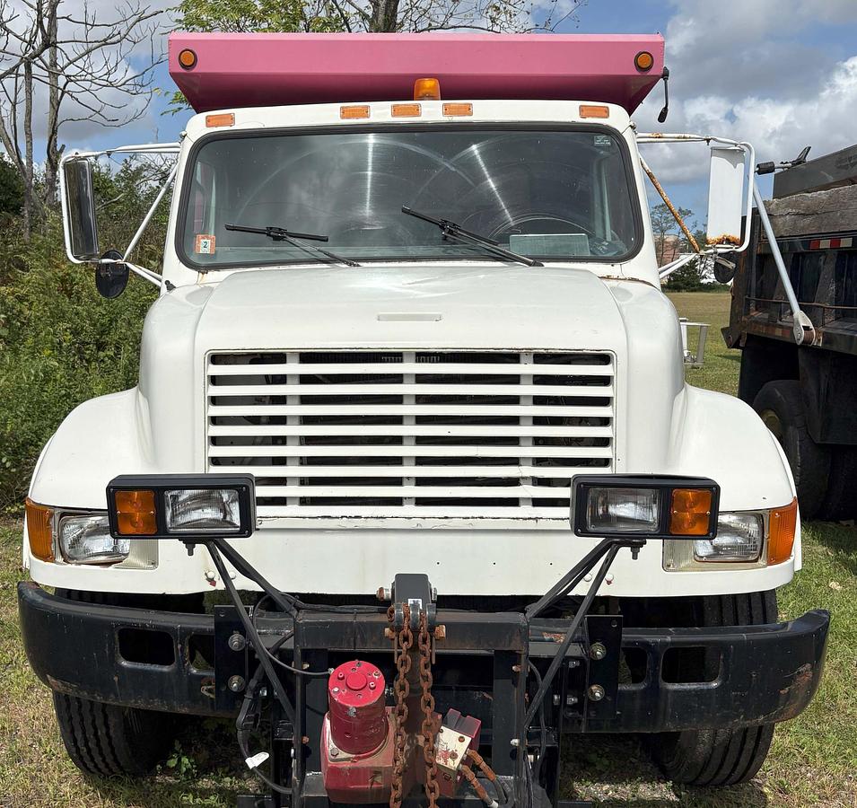 Used 1990 INTERNATIONAL 4900
