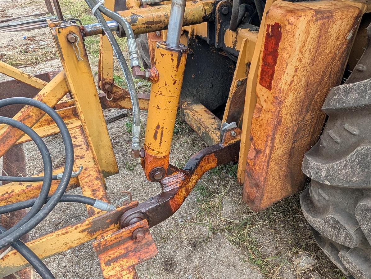 Used 1995 CASE 570LXT